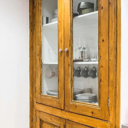 Letaway - Yonge's Place *