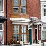 Yonge's House - Holiday home